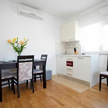 Summer Maja Apartment *