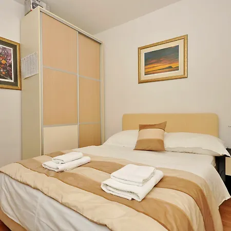 Summer Maja Apartment Okrug Gornji