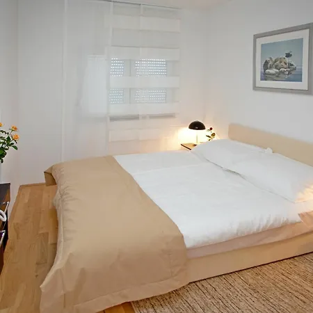 Summer Maja Apartment