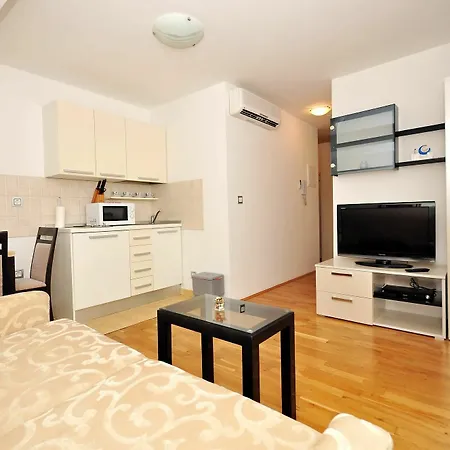 Summer Maja Apartment