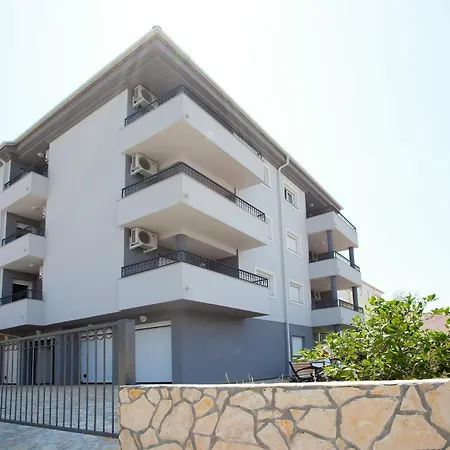 Summer Maja Apartment *